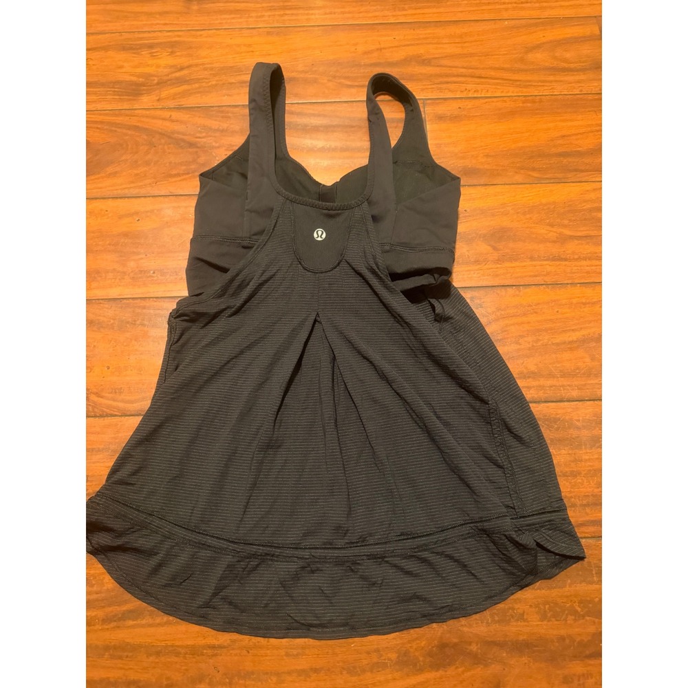 Lululemon Tank Top Black 2-in-1 Built-in Bra Yoga Gym Size 4 - Picture 2 of 6